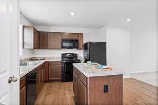 926 Shakespeare Dr, Woodruff, SC 29388 - Photo 7