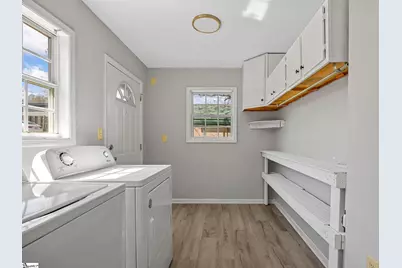 1076 Mayfair Street, Spartanburg, SC 29303 - Photo 9