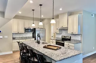 195 Thames Valley Dr, Easley, SC 29642 - Photo 9