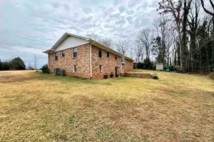 1113 Fox Squirrel Ridge Rd, Pickens, SC 29671 - Photo 41