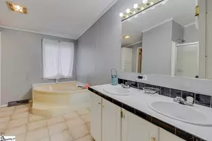 539 Sparrow Rd, Clinton, SC 29325 - Photo 15