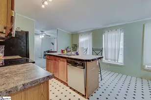 539 Sparrow Rd, Clinton, SC 29325 - Photo 7