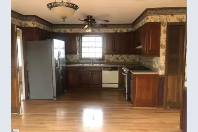 105 Forestdale Drive, Boiling Springs, SC 29316 - Photo 11