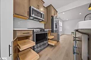 529 W Norvell Ct, Spartanburg, SC 29307 - Photo 5