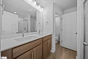 529 W Norvell Ct, Spartanburg, SC 29307 - Photo 15