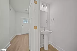 529 W Norvell Ct, Spartanburg, SC 29307 - Photo 11