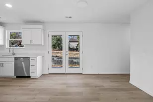 517 Pennwood Dr, Spartanburg, SC 29306 - Photo 9