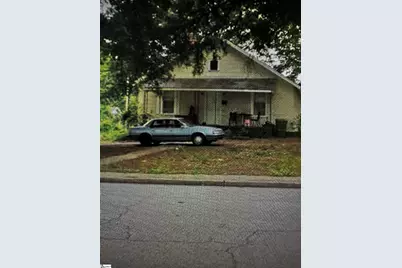 47 Peachtree Street, Clinton, SC 29325 - Photo 1