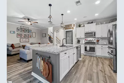 655 Autumn Breeze Walk, Inman, SC 33153 - Photo 9