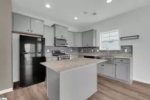 503 Torrington Dr, Duncan, SC 29334 - Photo 5