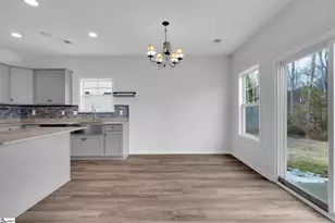 503 Torrington Dr, Duncan, SC 29334 - Photo 5