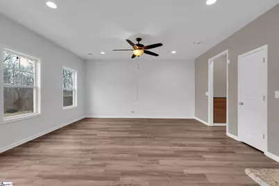 503 Torrington Drive, Duncan, SC 29334 - Photo 7