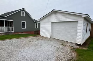 1111 Church St, Whitmire, SC 29178 - Photo 13