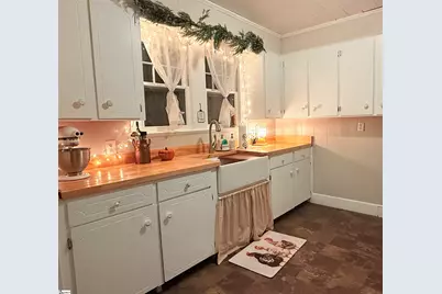 1111 Church Street, Whitmire, SC 29178 - Photo 11