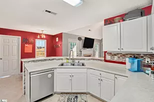 133 Hurst Ave, Anderson, SC 29625 - Photo 15