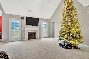 133 Hurst Ave, Anderson, SC 29625 - Photo 7