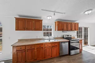 18 Silver Stirrup Ct, Travelers Rest, SC 29609 - Photo 9