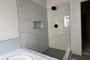 635 Creekway Ct, Greer, SC 29651 - Photo 9