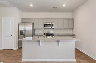 137 Foundation Wy, Simpsonville, SC 29681 - Photo 5