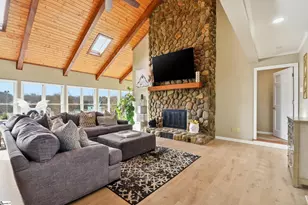 600 Pine Log Ford Rd, Travelers Rest, SC 29690 - Photo 5