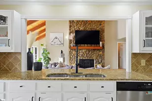 600 Pine Log Ford Rd, Travelers Rest, SC 29690 - Photo 11