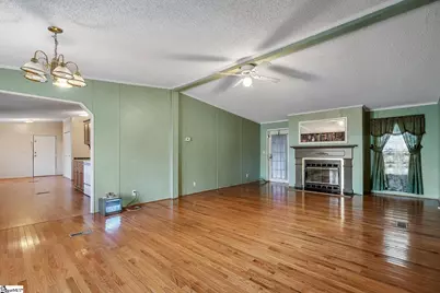 105 Oldfield Circle, Williamston, SC 29697 - Photo 7