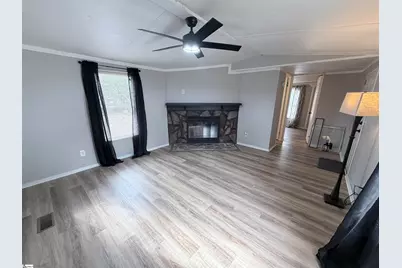 303 Trail Court, Williamston, SC 29697 - Photo 3