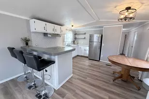 303 Trail Ct, Williamston, SC 29697 - Photo 5