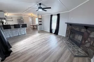 303 Trail Ct, Williamston, SC 29697 - Photo 7