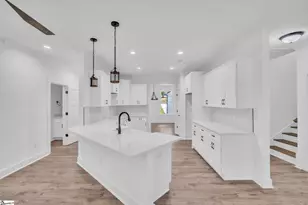 107 Circle Dr, Townville, SC 29689 - Photo 5