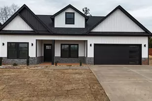 273 Ridge Rd, Wellford, SC 29385 - Photo 1