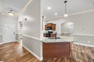 211 Daybreak Ct, Wellford, SC 29385 - Photo 3