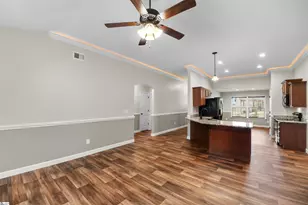 211 Daybreak Ct, Wellford, SC 29385 - Photo 11