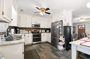 102 Merganser Ct, Liberty, SC 29657 - Photo 5