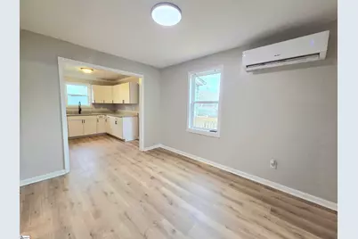 10 Oconee Avenue, Greenville, SC 29617 - Photo 9