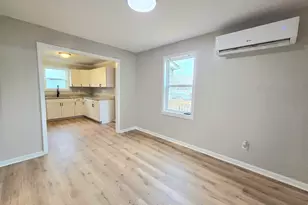 10 Oconee Ave, Greenville, SC 29617 - Photo 9