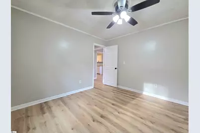 10 Oconee Avenue, Greenville, SC 29617 - Photo 15