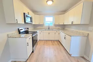 10 Oconee Ave, Greenville, SC 29617 - Photo 7