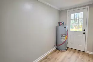 10 Oconee Ave, Greenville, SC 29617 - Photo 21