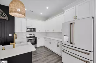 129 James Ave, Wellford, SC 29385 - Photo 11