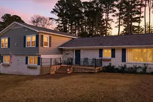 110 Lorraine Ct, Spartanburg, SC 29307 - Photo 1