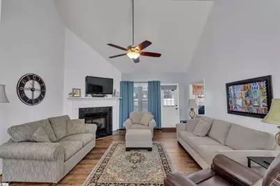 4 Brooke Lee Circle, Taylors, SC 29687 - Photo 5