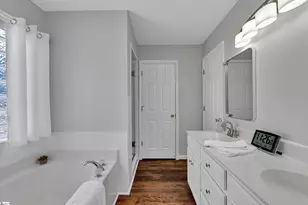 4 Brooke Lee Cir, Taylors, SC 29687 - Photo 11