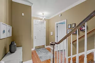 310 Greenview Cir, Greenville, SC 29609 - Photo 5