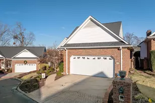 310 Greenview Cir, Greenville, SC 29609 - Photo 3