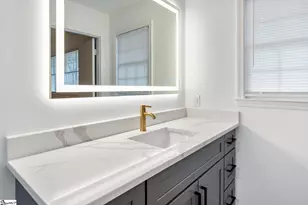 300 Woodlake Rd, Anderson, SC 29621 - Photo 25