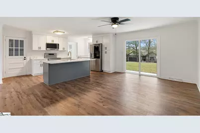 300 Woodlake Road, Anderson, SC 29621 - Photo 11