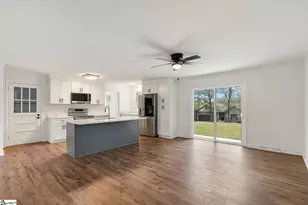 300 Woodlake Rd, Anderson, SC 29621 - Photo 11