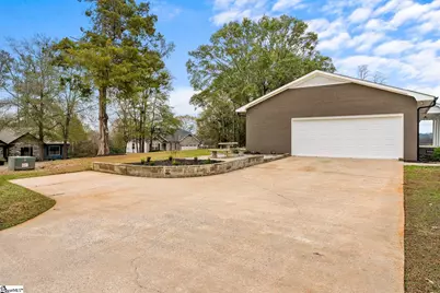 300 Woodlake Road, Anderson, SC 29621 - Photo 35