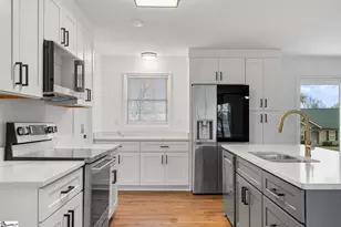 300 Woodlake Rd, Anderson, SC 29621 - Photo 15